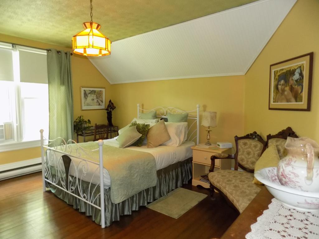 A L'Ancestrale B&B Magog Dış mekan fotoğraf