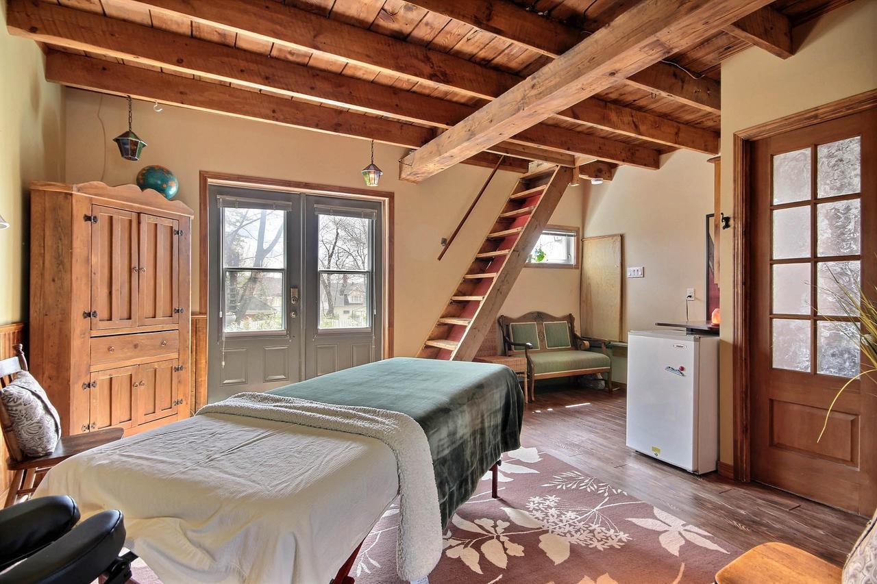 A L'Ancestrale B&B Magog Dış mekan fotoğraf
